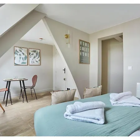 Charming Center Of Le Marais Апартаменты